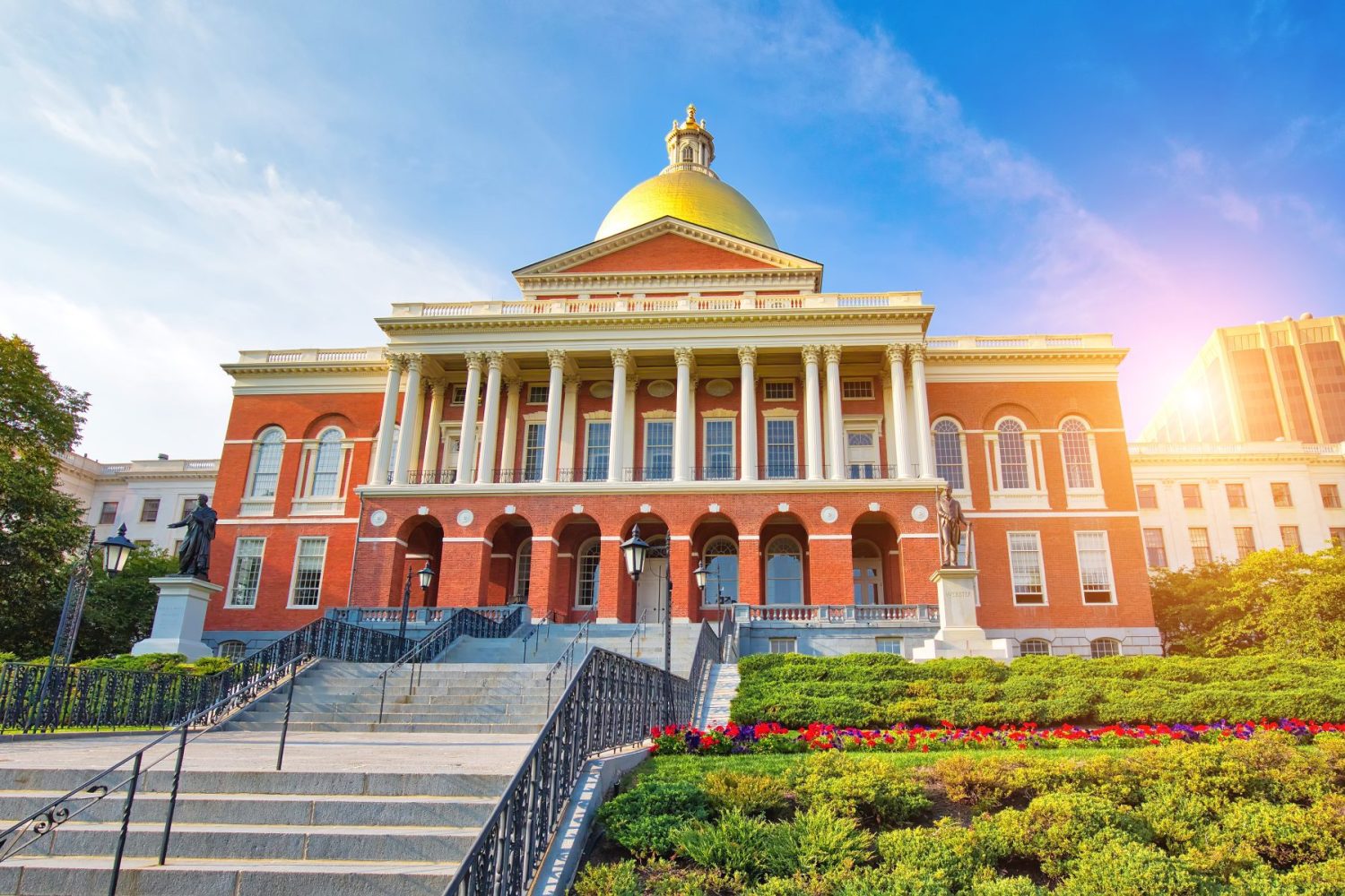Massachusetts lawmakers hear testimony on prop bets, legalization of igaming