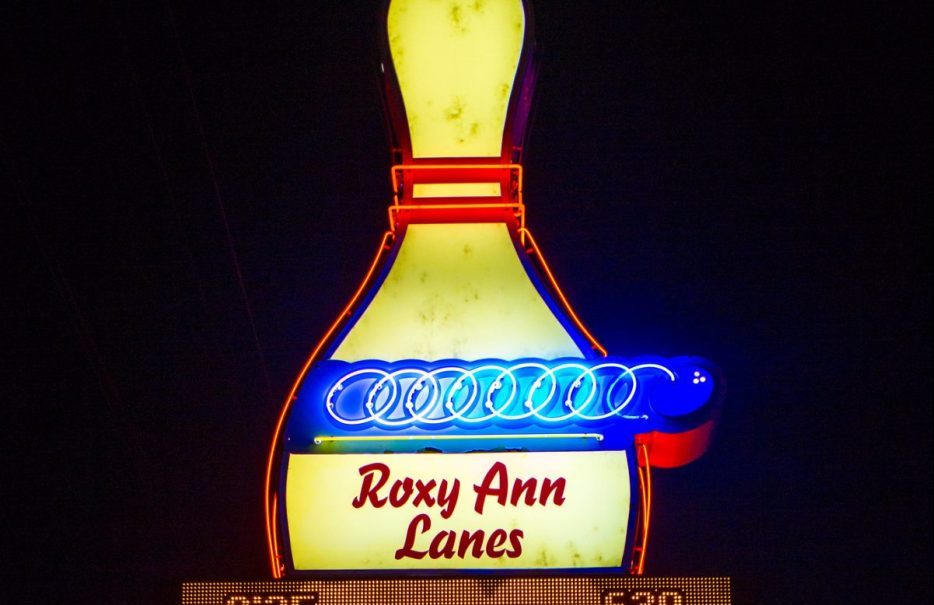 Oregon Medford considers casino as tribes for and against make their