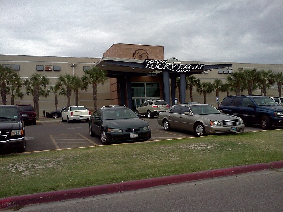 Experts: Feds likely have no role prosecuting fatal shooting at Texas tribal casino