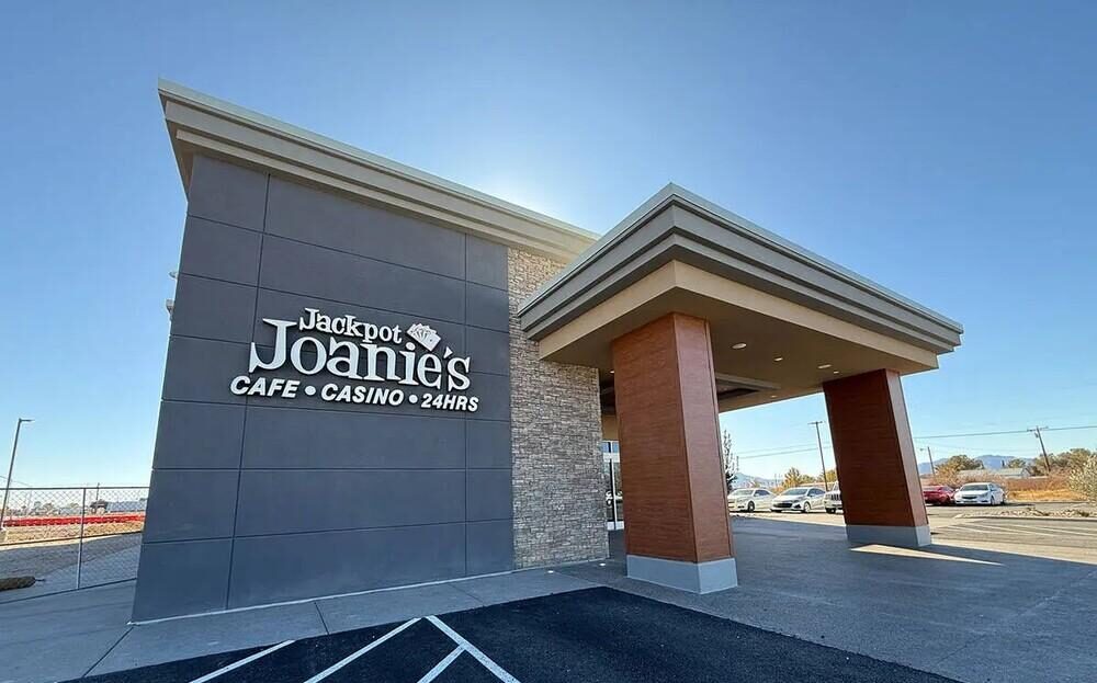 Nevada: Pahrump’s old Irene’s Casino is now open as Jackpot Joanie’s