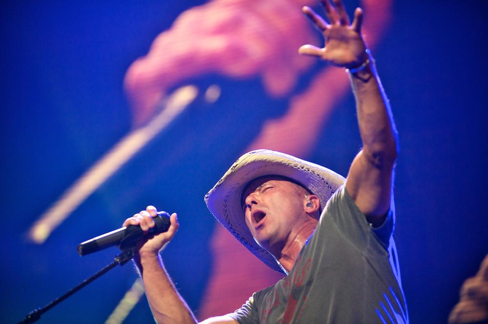 Kenny Chesney returns to Las Vegas Sphere for five shows in June