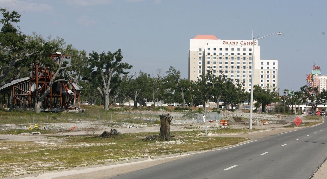 Biloxi: Casino developer gets another year to buy site that comes with challenges