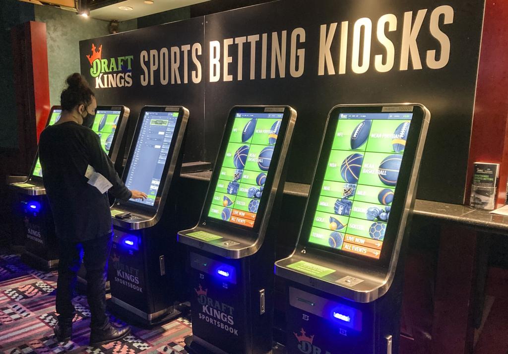 Missouri sports betting is a month away. Here’s what you need to know