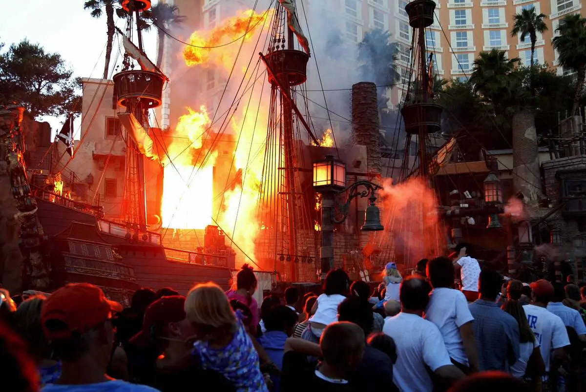 Las Vegas: Revival of Treasure Island pirate show is planned for ‘26