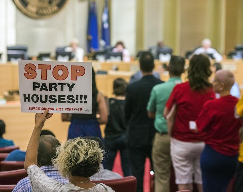 Is Nevada’s short-term rental law a Las Vegas Airbnb ‘ban in disguise?’ Critics say so