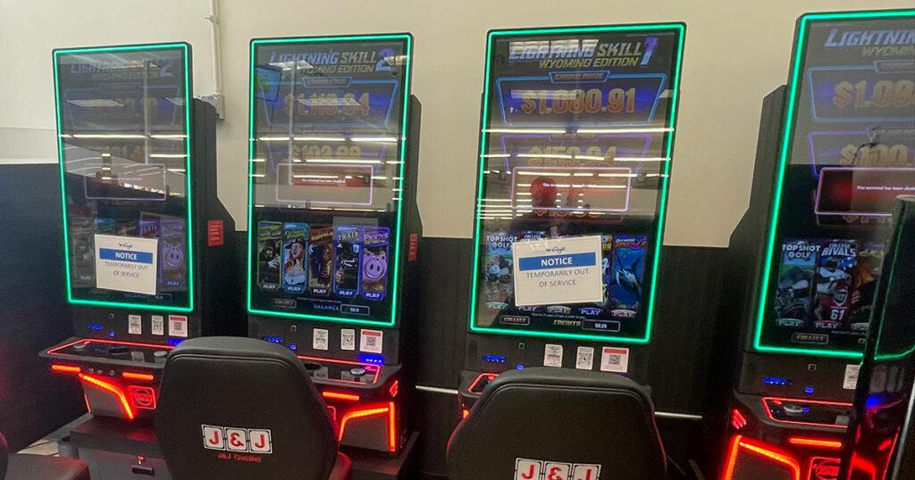 Wyoming: Grocery store gambling terminals shut down after minors found playing