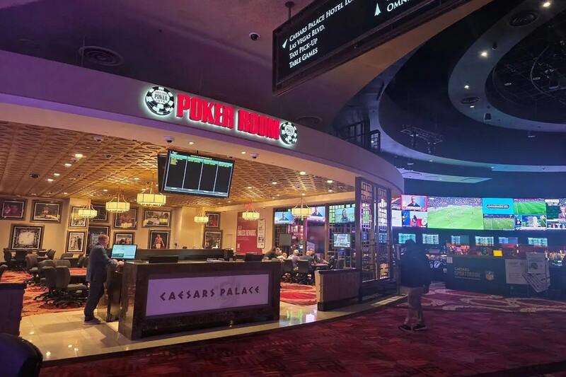 Caesars Palace poker room reopens in original location