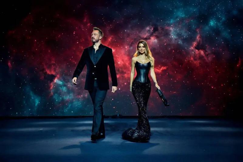 International magic act settles into chic Fontainebleau venue, extended to February
